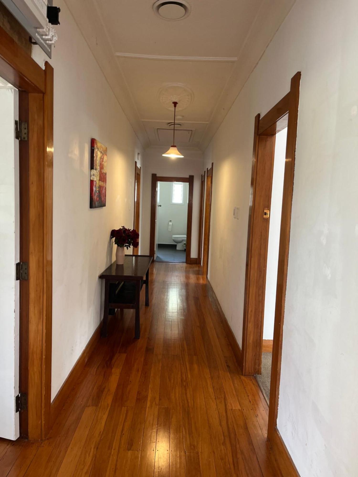 Spacious Retreat Near Ferry & Mall Уелингтън Екстериор снимка